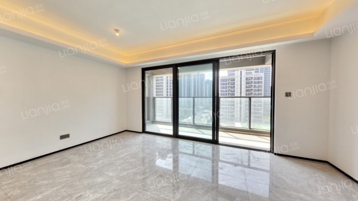 万科·保利·滨河湾花园二手房实景图