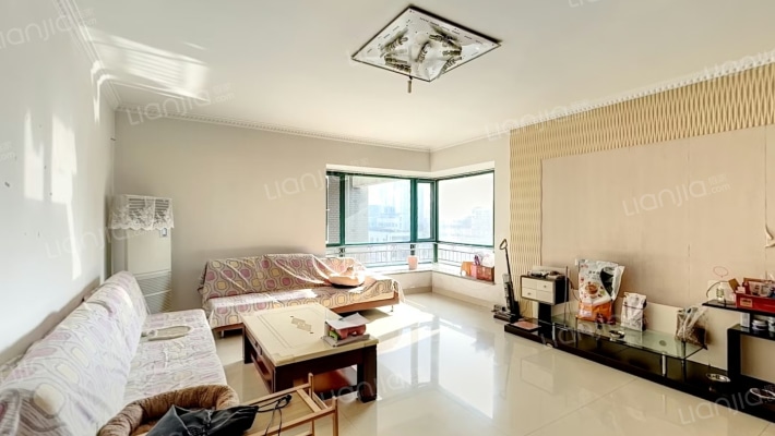 商业街二手房实景图