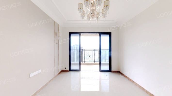 恒大滨江左岸二手房实景图