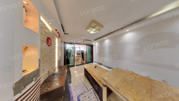 汇港名苑二手房实景图