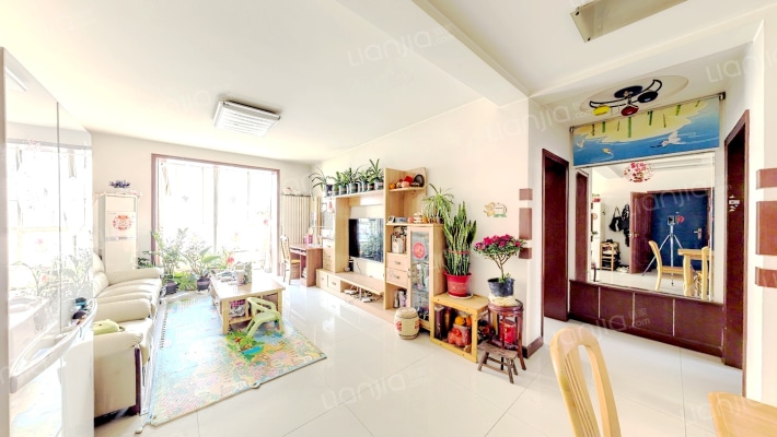 颐安花园西区北院二手房实景图