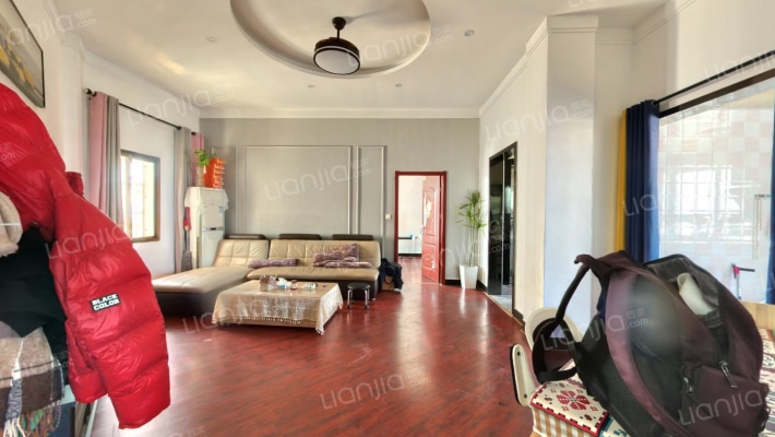 金宏大厦二手房实景图