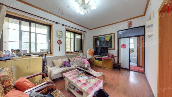 小东门铁路小区二手房实景图