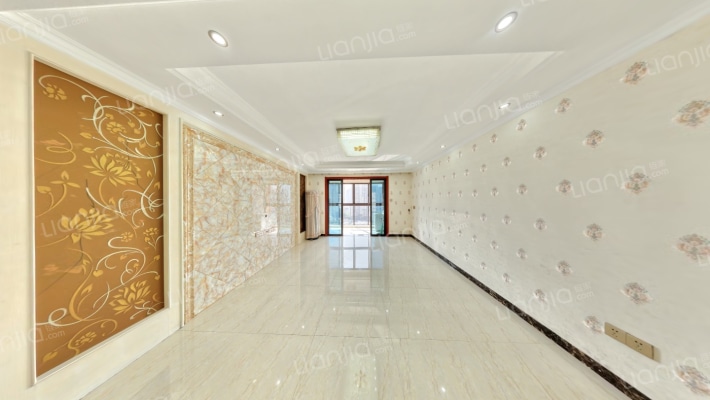 中海朝阳郡铂宫二手房实景图