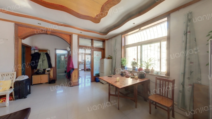 洪家楼过街楼二手房实景图