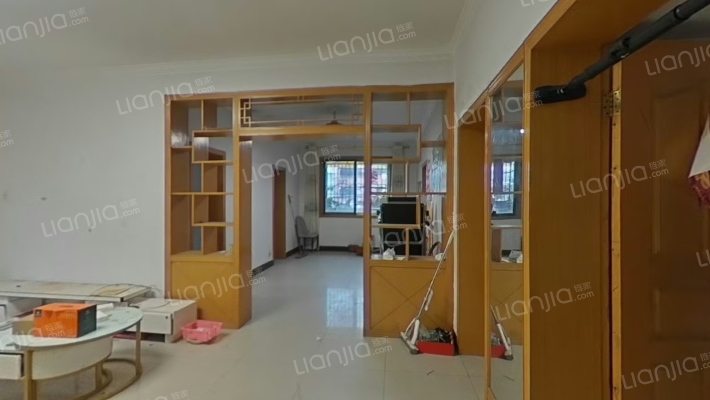 富裕小区二手房实景图