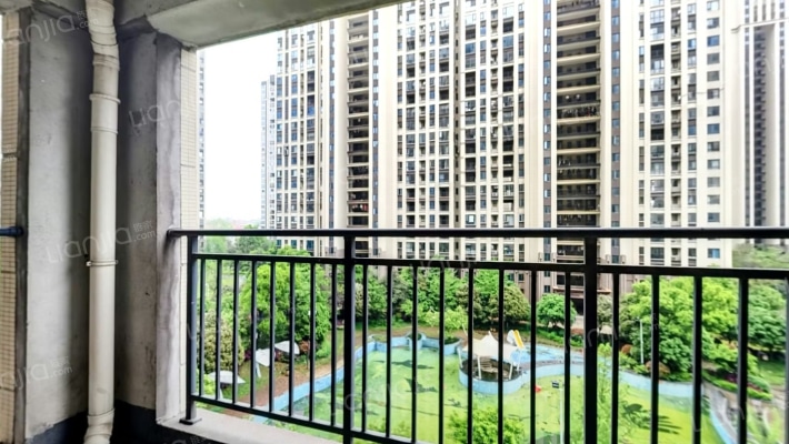 山水一城二手房实景图