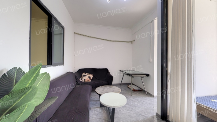 皇冠左岸二手房实景图