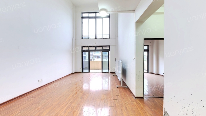 海晟颐翔湾二手房实景图