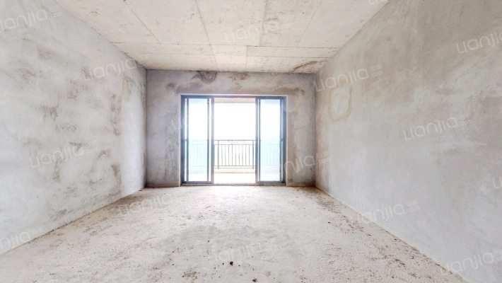 山语豪庭二手房实景图