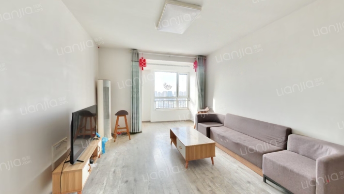 湖邸小区二手房实景图