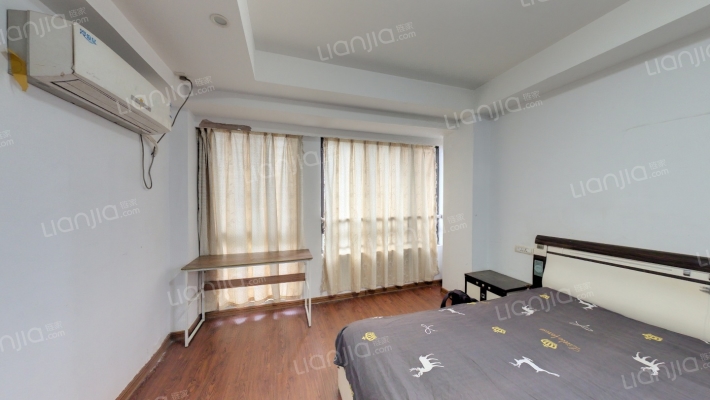 金品嘉园二手房实景图