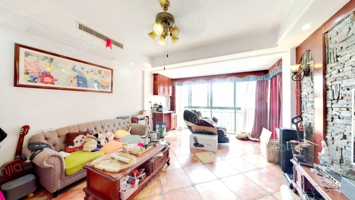 象湖景苑二手房实景图