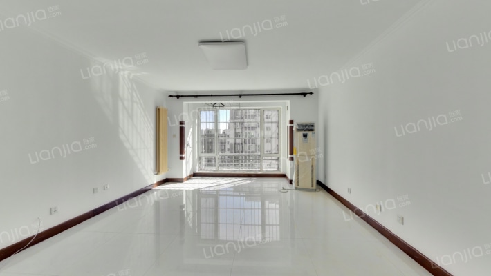 容和景苑二手房实景图