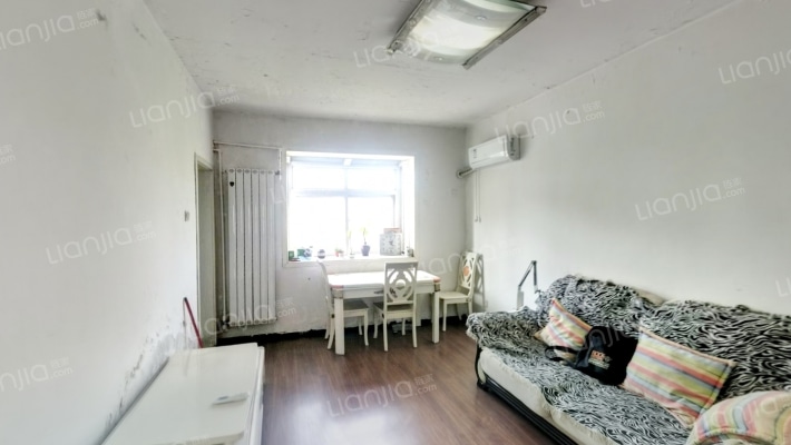 体育路东七号院二手房实景图