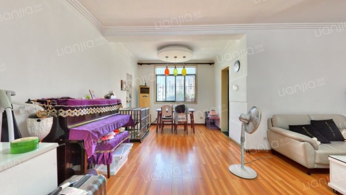 雅丽花园三期二手房实景图