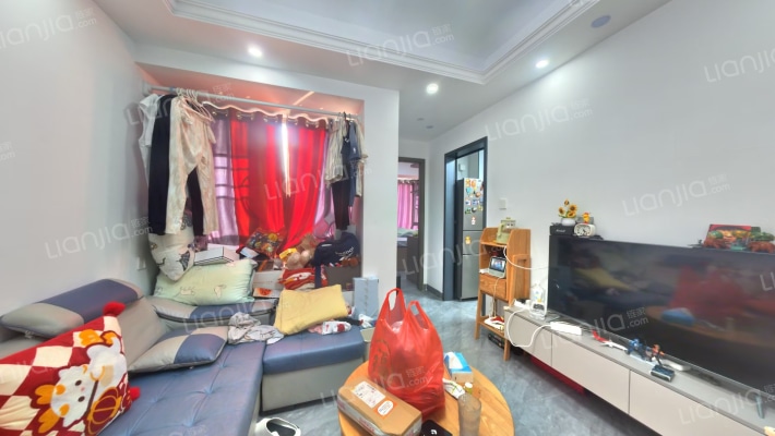 观山盛苑二手房实景图