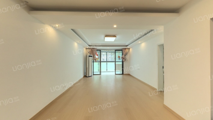 金谊河畔二手房实景图