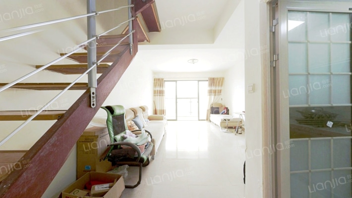 中御海立方二手房实景图