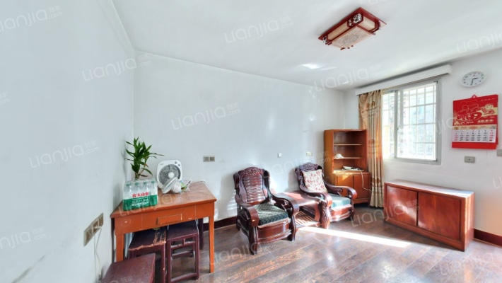 海会新村二手房实景图