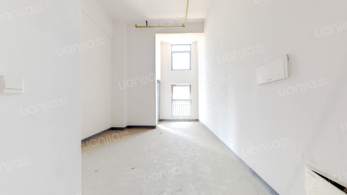 麦普利斯广场二手房实景图