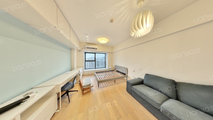 荟聚之光二手房实景图