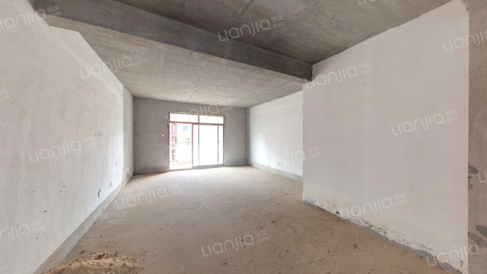 麓山里二手房实景图