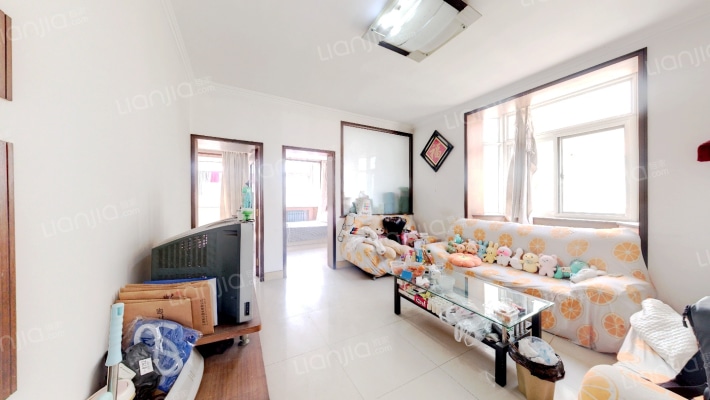 宝利家园二手房实景图