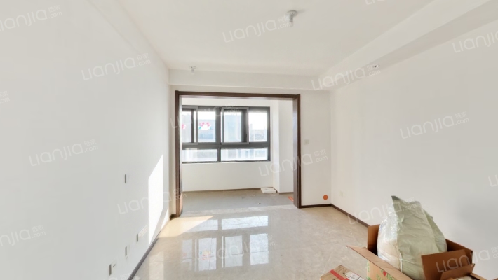 华润置地悦玺台二手房实景图