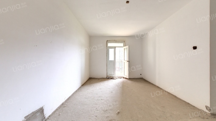 中房国际青年城二手房实景图