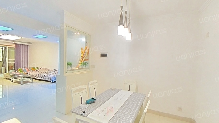 高辉花苑二手房实景图