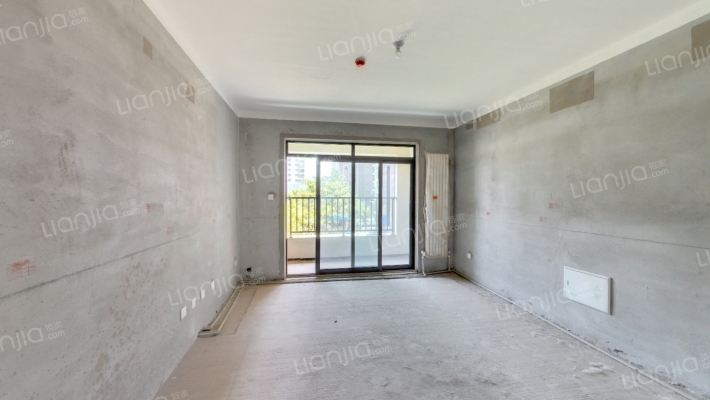 新惠华府二手房实景图