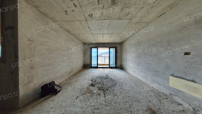 海伦堡弘诚厚园二手房实景图