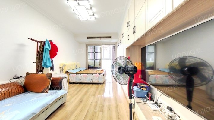 圣淘沙花城二手房实景图