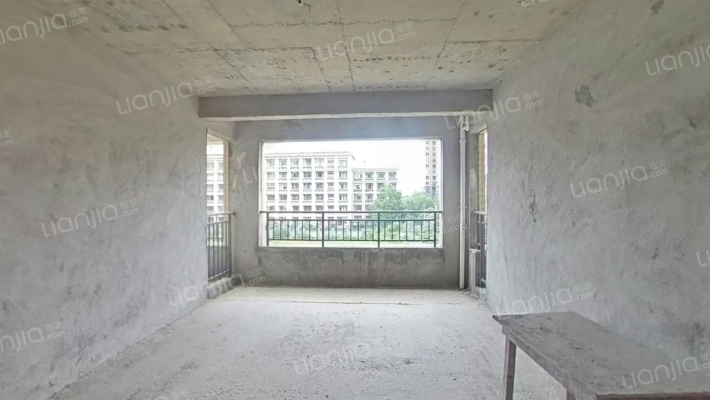 龙兴雲溪苑二手房实景图