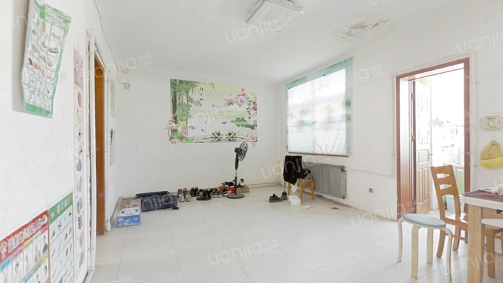 自来水公司二手房实景图