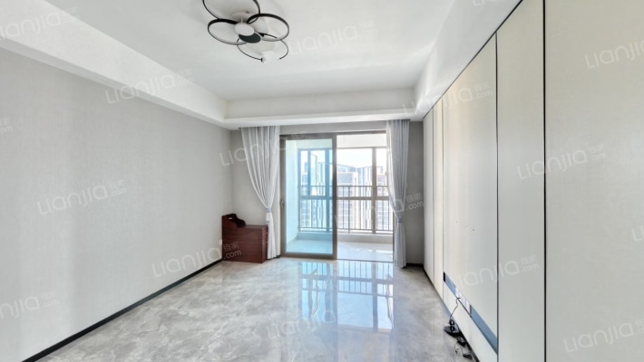 保利云上二手房实景图