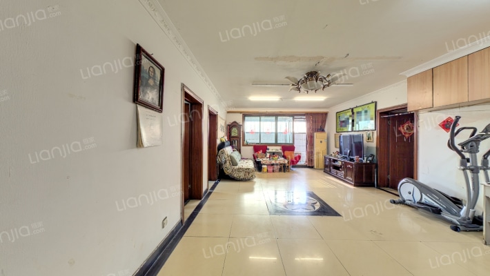 馨虹苑二手房实景图