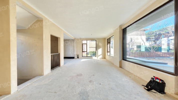 康大玺樾府二手房实景图