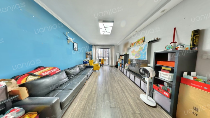 东麓驿境四期二手房实景图