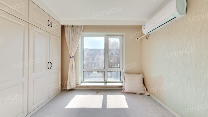 荣信森林里二手房实景图