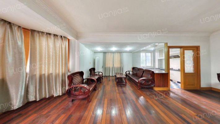 嘉景公寓二手房实景图