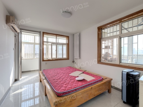 整租·敦化路（海泊区） 3室0厅 南