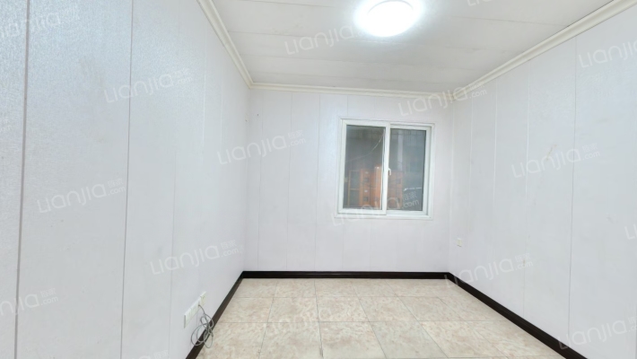 晒光坪二手房实景图