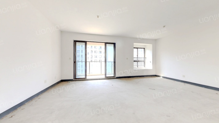 半岛印象花园二手房实景图