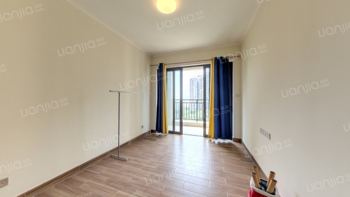 美林湖怡景湾二手房实景图