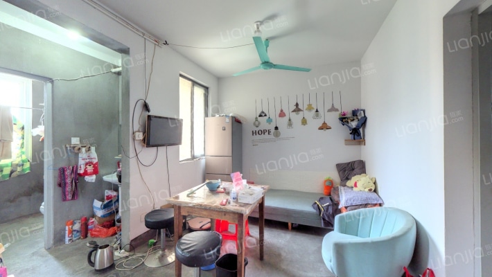 国庆嘉苑二手房实景图