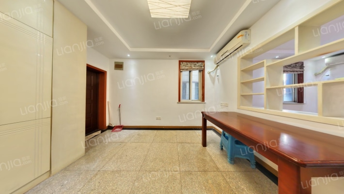 彩香二村二手房实景图