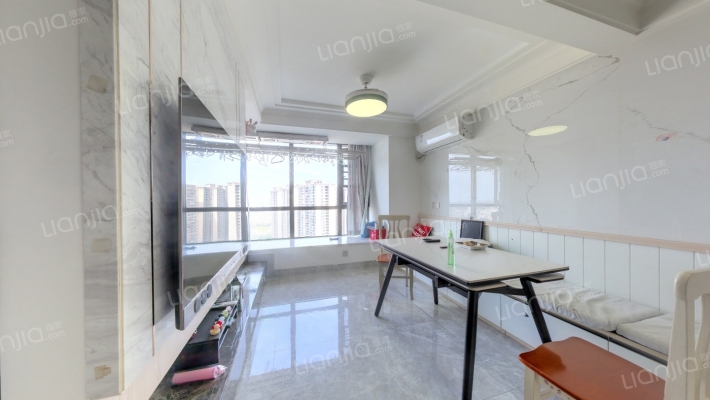 万达公馆二手房实景图