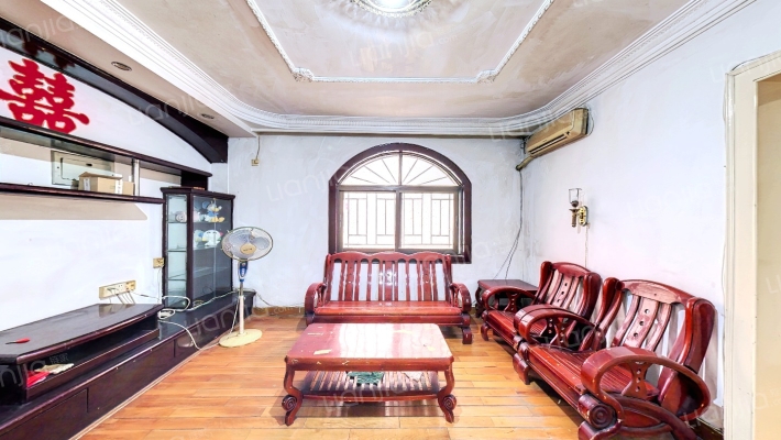 沁芳园二手房实景图